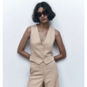 NWT Zara vest